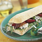 Ciabatta met gorgonzola en rode ui