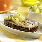 Wentelteefjes van paasbrood met appel-basilicumsalsa