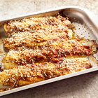 Gegrilde zeebaars met chilisaus en sesamzaad