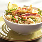 Noedels met asperges, garnalen en rode mul