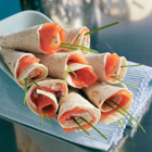 Tortilla met gerookte zalm of gerookte forel