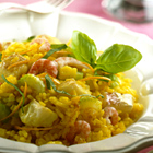 Kerrie-rijstsalade met kabeljauw en garnalen