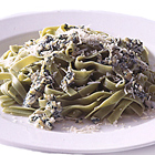 Tagliatelle met amandelsaus