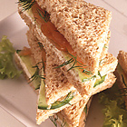 Zalm- en komkommer sandwiches