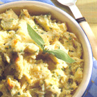 Aardappelpuree met knoflook en salie
