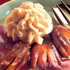 Dadels met stiltonmousse