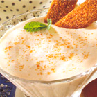 Mousse van stoofperen met roomijs