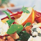 Roquefort salade met appel en walnoot van Ainsley Harriott