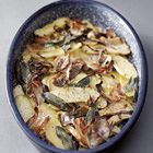 Aardappelen met funghi porcini, salie en spek