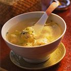 Kippenbouillon met krabballetjes