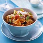 Farfalle met tomaten en basilicum