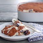 Tiramisu met bramen en vanillevla