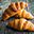 Zelfgebakken croissants