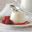 Pudding met aardbeiensaus