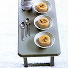 Panna cotta met dadels en kardemom