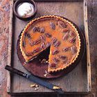 Pompoentaart met pecannoten
