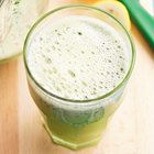 Smoothie van komkommer, bleekselderij en druiven