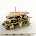 Sandwich met grotchampignons en bleu d'Auvergne
