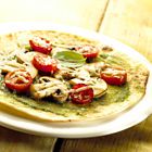 Pittige tortilla met pesto en kerstomaatjes