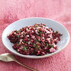 Bijna-tabouleh van rauwe bietjes, geitenkaas en citrusfruit