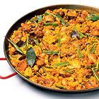 Paella met kip, konijn en vongole