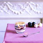 Witte chocolade met kersen en kokos