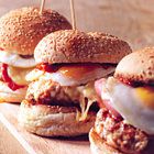 Kipburgers van John Torode