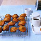 Madeleines met koffie