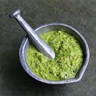 Pesto met gember en zoete uien