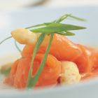 Aspergesoep met gerookte zalm