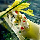 Bleekselderij met mascarpone en blauwaderkaas