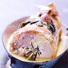 Varkensrollade met melk en rozemarijn