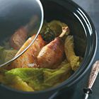 Parelhoen met groene kool uit de slow cooker