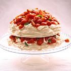 Dubbeldekker pavlova met aardbeien