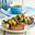 Vegetarische BBQ burger met groentespies en basilicumdressing