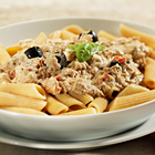 Penne met zalm, ansjovis en tonijn