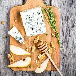 Tip: Bleu d'Auvergne met in honing gecarameliseerde peer