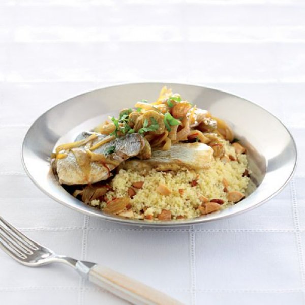 Couscous met vis en uienchutney recept okoko recepten