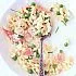 Macaroni met ham, doperwtjes en bieslook