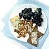 Blauwe druiven met gemengde noten en Blue Stilton