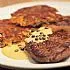 Steak au poivre met rozemarijnrösti van Ainsley Harriott