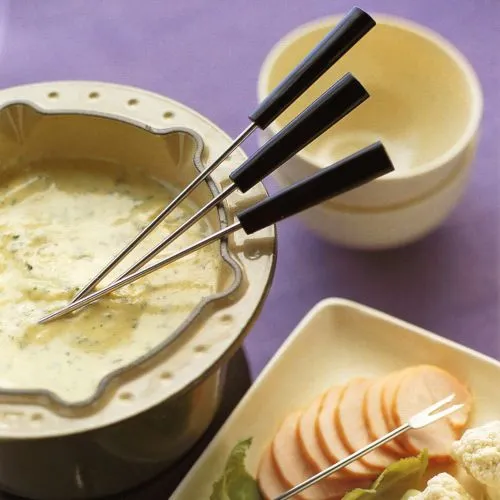 Kaasfondue met verse tuinkruiden