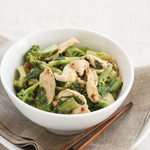 Additief geweten werkelijk Thaise kip en broccoli van Annabel Langbein - recept - okoko recepten