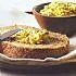 Eiersalade met kaas en bieslook