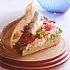 Turks brood met feta, paprika en sardines