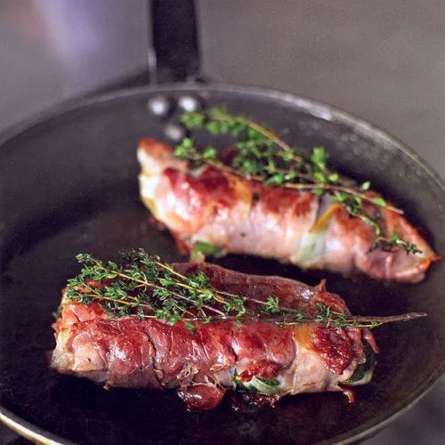 Gordon Ramsay: gevulde kipfilet gewikkeld in parmaham