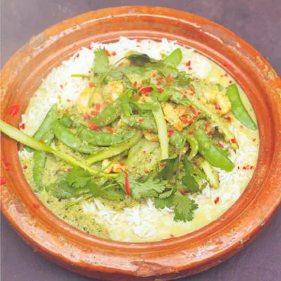 Jamie Oliver: Thaise curry met kip of garnalen