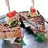 Gegrilde sandwich met grottenham, pesto en Parmezaanse kaas