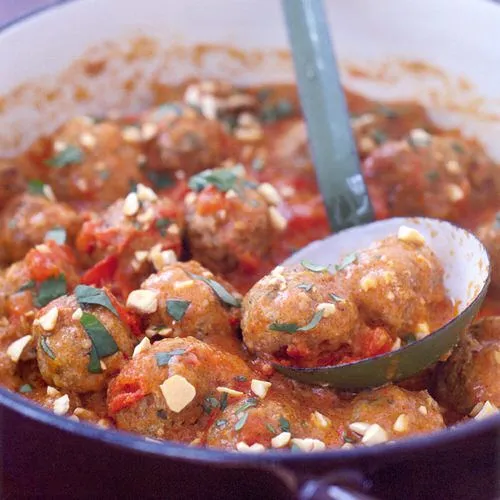 Gehaktballetjes met currysaus van Bill Granger