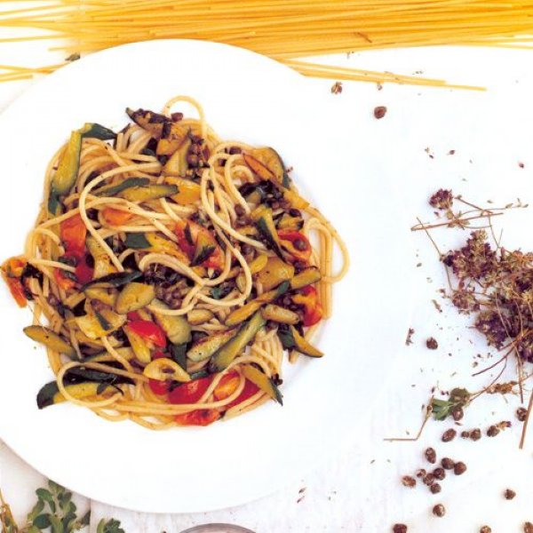 Spaghetti met courgette en kappertjes van The River Cafe recept okoko recepten